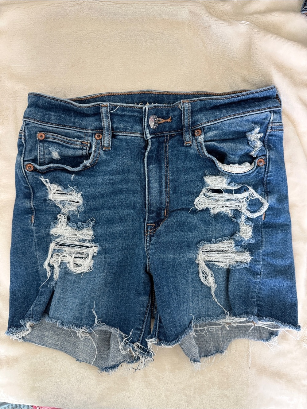 American Eagle High V Rise Shorts 6